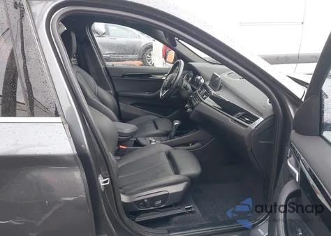 2019 BMW X1 xDrive28I из США, поврежденный, VIN WBXHT3C56K3H34345